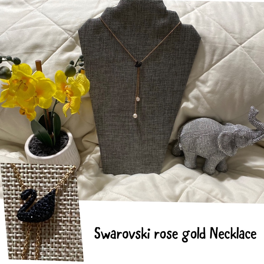 Swarovski swan necklace